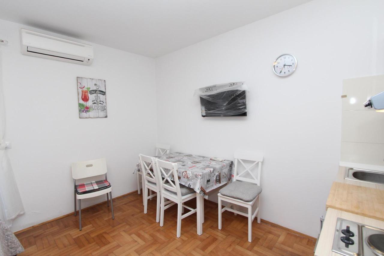 Apartment Gabriel Rovinj Exterior photo